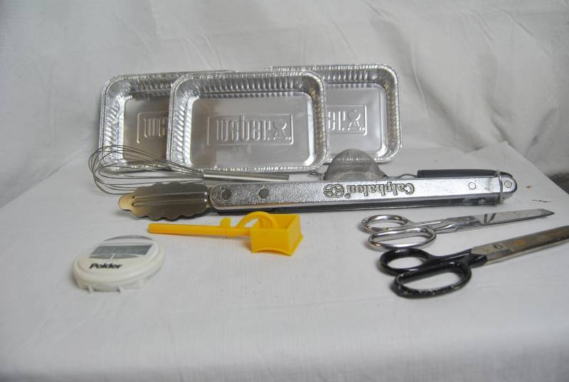 lot 2128 image: Lot of Misc. Items - Tongs, Scissors and More
