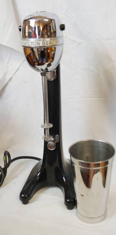 lot 1881 image: Vintage Hamilton Beach Shake Maker wcup - Whip Up Some Old School Shakes Great Condition