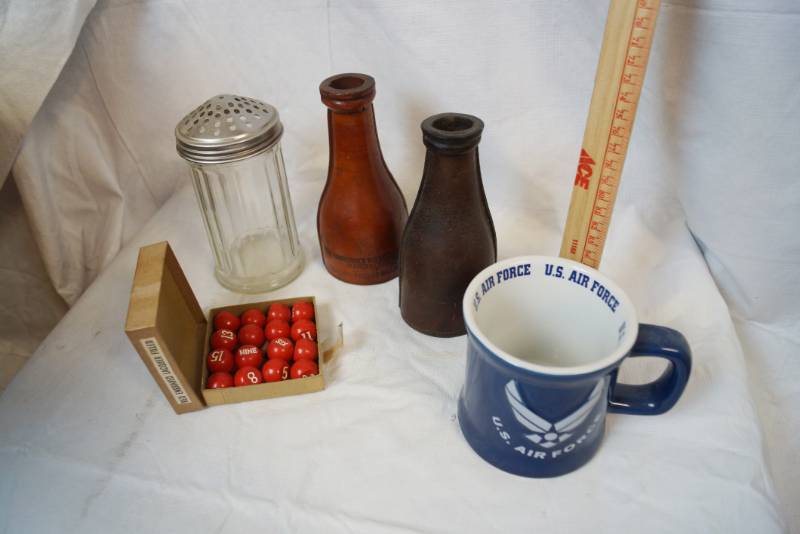lot 1889 image: Lot of Misc. Items - Bar Number Game, U.S. Air Force Mug and Dispenser Cannister