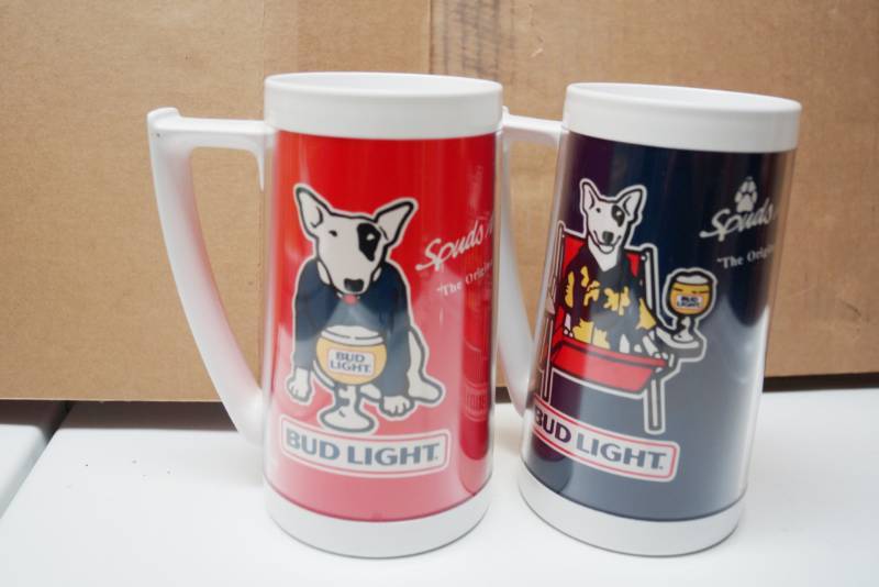 lot 2026 image: Lot of 2 Thermo-Serv Spuds Dog Mugs