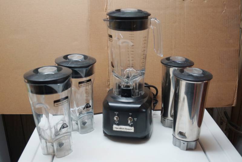 lot 2030 image: Hamilton Beach Commercial Blender w5 Pictures - WORKS Great for parties
