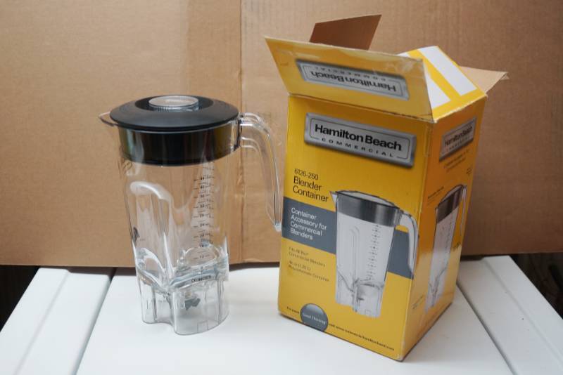lot 2032 image: Hamilton Beach Blender Container - New in box
