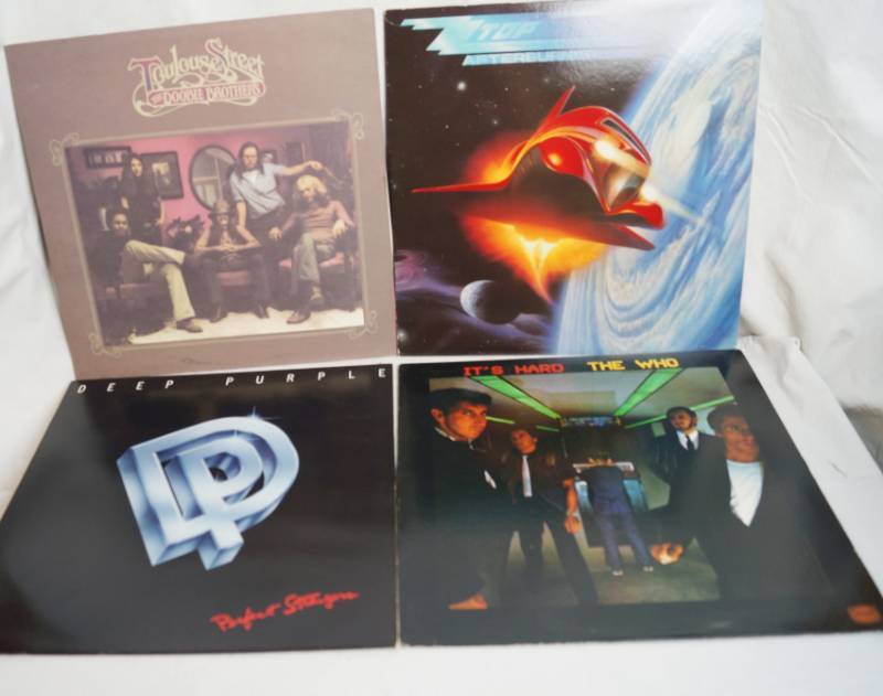 lot 2132 image: Lot of 4 Vinyl Albums - Vintage ROCK - Great Condition