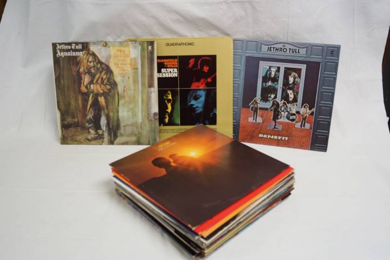 lot 2070 image: Huge Lot of Various Vinyl Albums - Classic Rock - See Photos for Titles