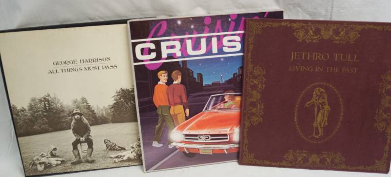 lot 2072 image: Lot of 3 Vinyl Albums