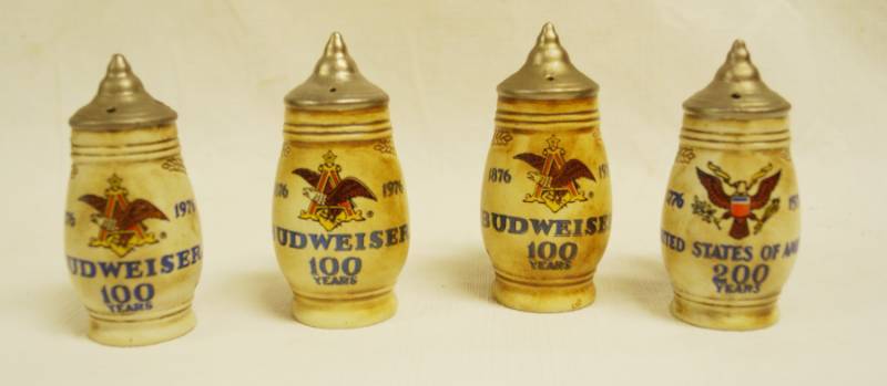 lot 2082 image: Vintage Budweiser Salt and Pepper Shakers - Excellent Condition