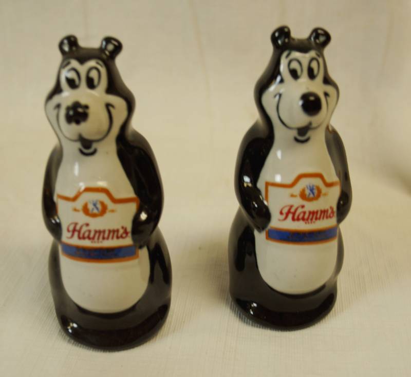 lot 2084 image: Vintage Hamms Beer Bear Salt and Pepper Shakers Ceramarte - Very Nice & Cute