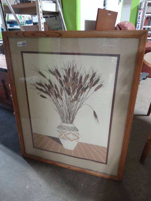lot 17671 image: Large wall art.