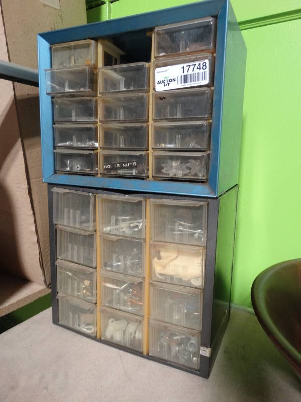 lot 17748 image: 2 Part bins wfasteners.