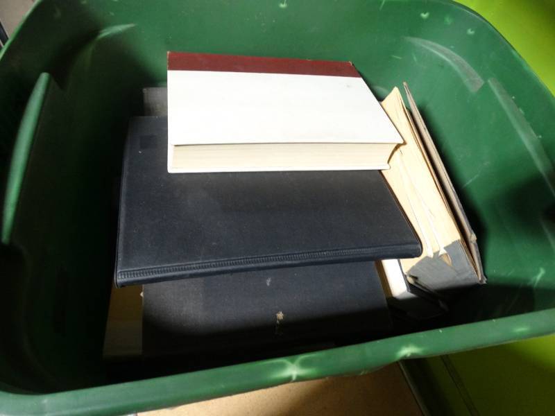 lot 17753 image: Large lot of books. Totes not included