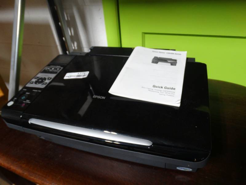 lot 17761 image: Epson cx8400 printer.