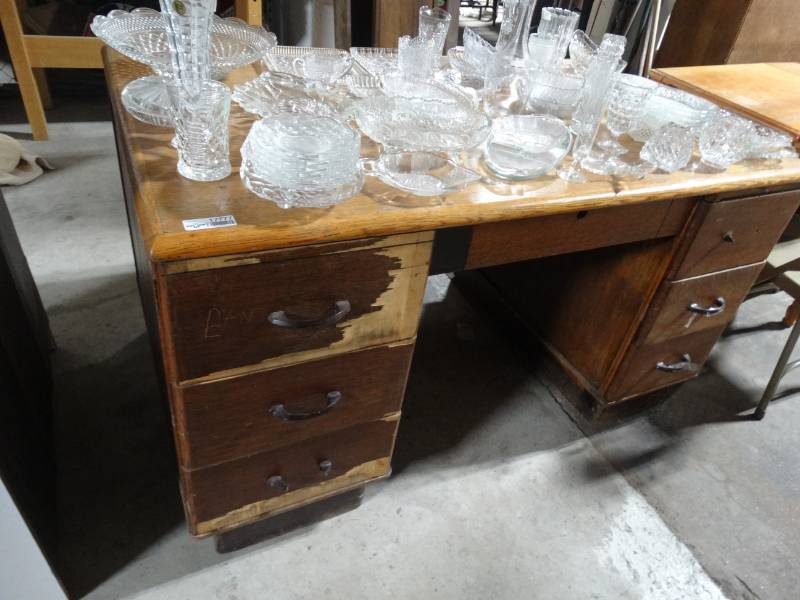 lot 17777 image: Vintage wooden desk.