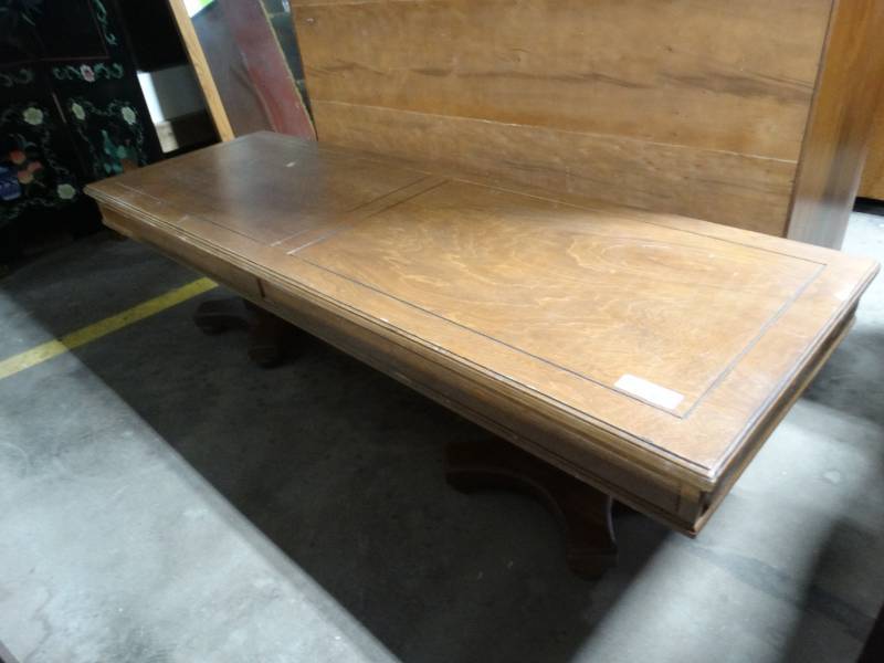 lot 17782 image: Wooden coffee table.