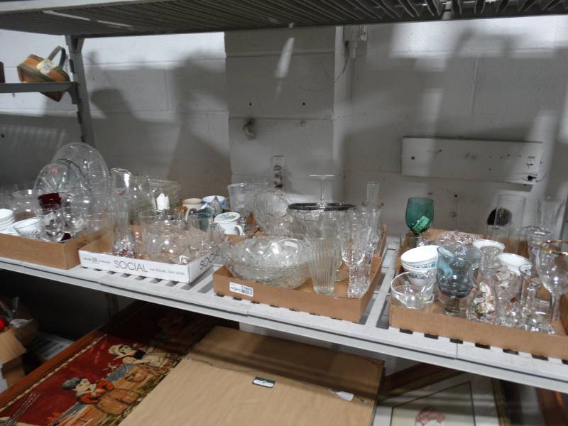 lot 17863 image: Large lot of nice glassware.