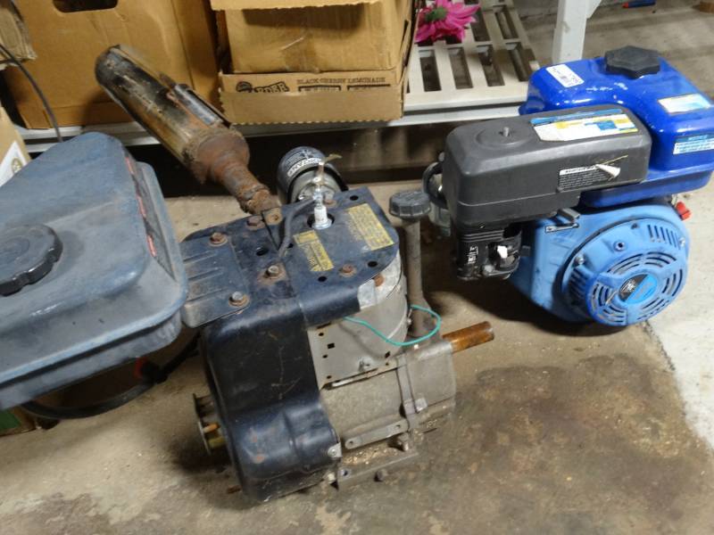 lot 17890 image: 2 Go kart motors.