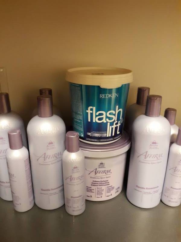 lot 1097 image: Affirm Product Lot and Redken Flash Lift