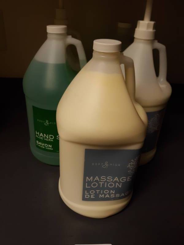 lot 1117 image: Massage Lotion Gallon Jugs Lot