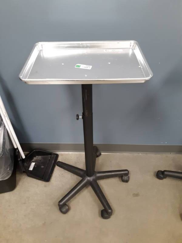 lot 1187 image: Rolling Tray