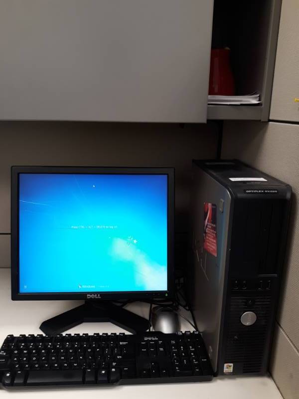lot 1199 image: Dell Optiplex GX520,  Keyboard, Mouse and Monitor