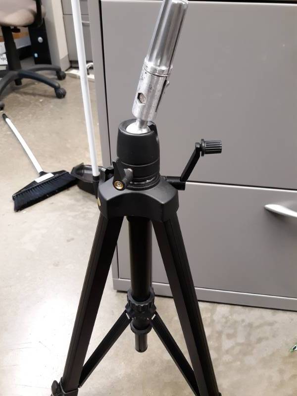 lot 1205 image: Mannequin Head Stand Tripod