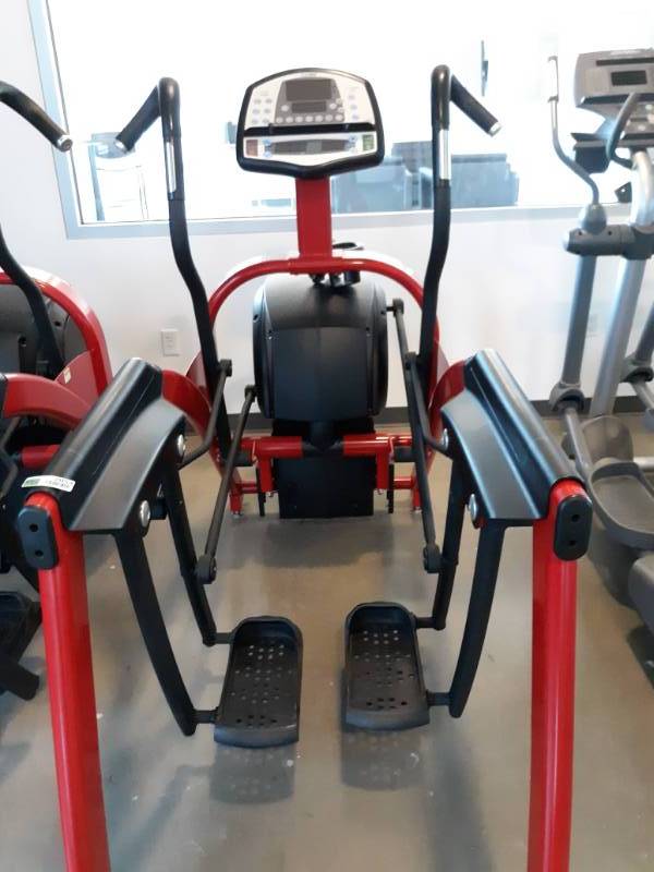 lot 2054 image: Cybex 630A Arc Total Body Trainer