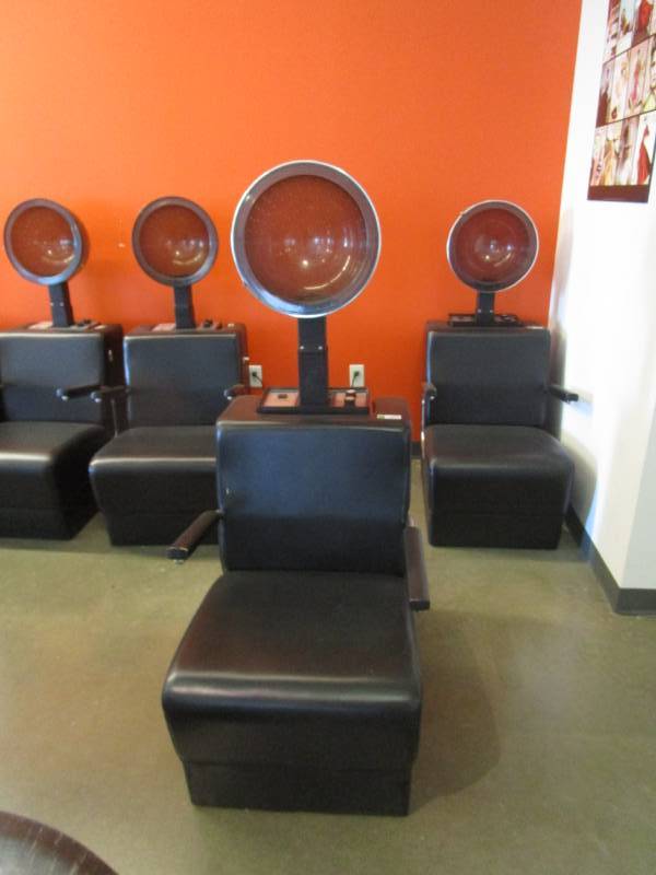 lot 1031 image: Venus Hair Dryer Seat  Chair 100w Max