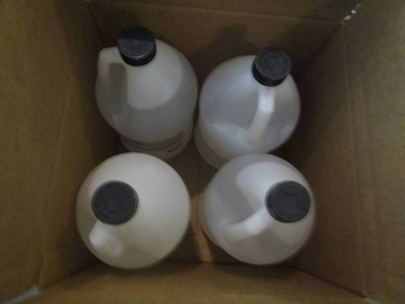 lot 1070 image: Case of Pure Acetone 4 Gal Jugs