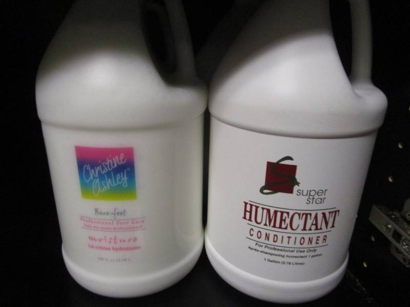 lot 1087 image: Pro Foot Care Moisturizer Gallons & Humectant Conditioner Gallons
