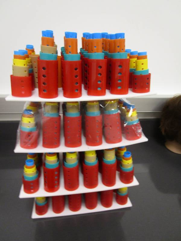 lot 1170 image: Four Trays Full of Assorted Size Hair Rollers