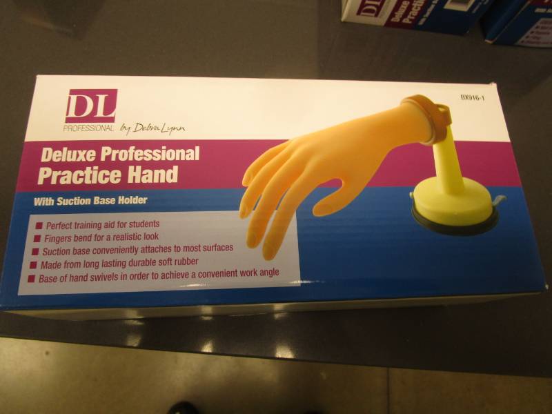 lot 1164 image: Deluxe Pro Practice Hand
