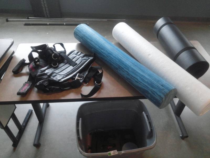 lot 2058 image: Misc Tote of Exercise Supplies