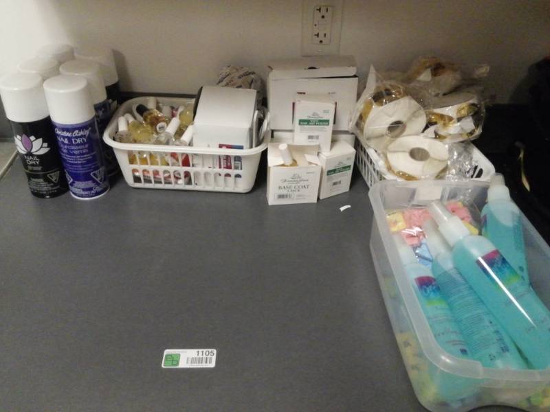 lot 1105 image: Lot of Manicure Supplies - Nail Dry, Base Coat, Nail Forms, Foil Nail Wraps�