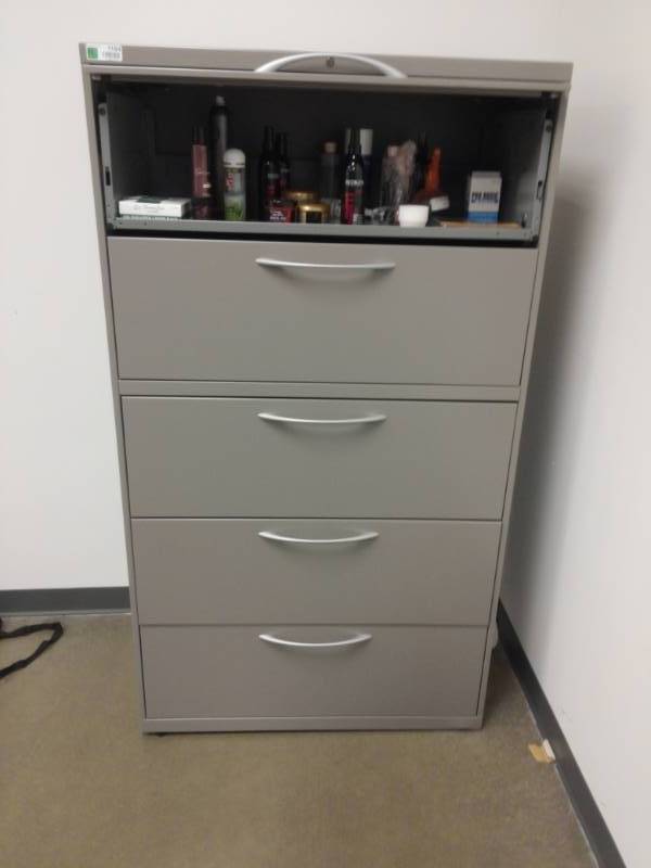 lot 1194 image: Metal Lateral Filing Cabinet with Contents