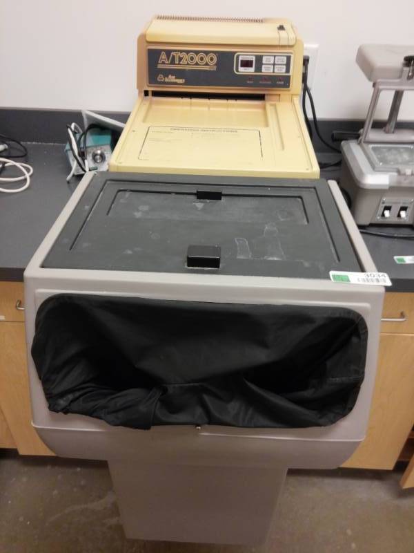 lot 3034 image: Air Techniques AT2000 XR Machine