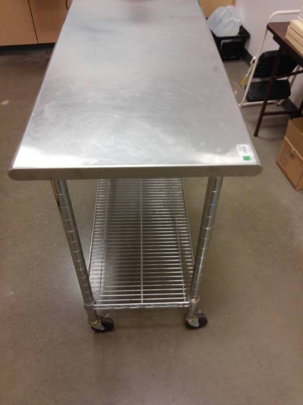 lot 3026 image: SS Rolling Table with Under Shelf