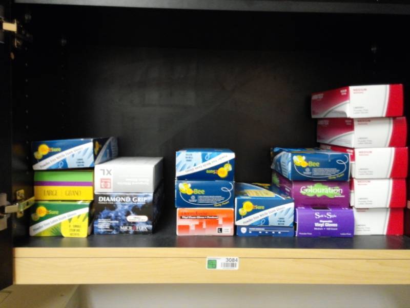lot 3084 image: Exam Gloves Lot - All Sizes