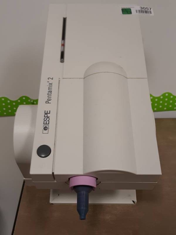lot 3057 image: ESPE Pentamix 2 Dental Impression Dispenser for Restorative Dentistry