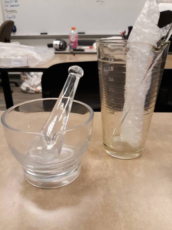 lot 3109 image: Glass Mortar & Pestle, Beeker and Stir Stick