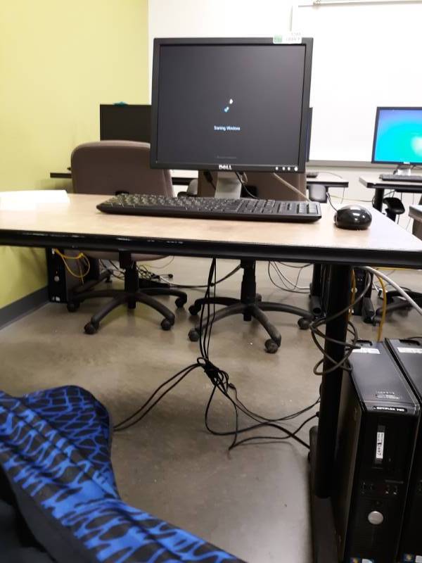 lot 3201 image: Dell Optiplex 780 with Monitor, Mouse  & Keyboard