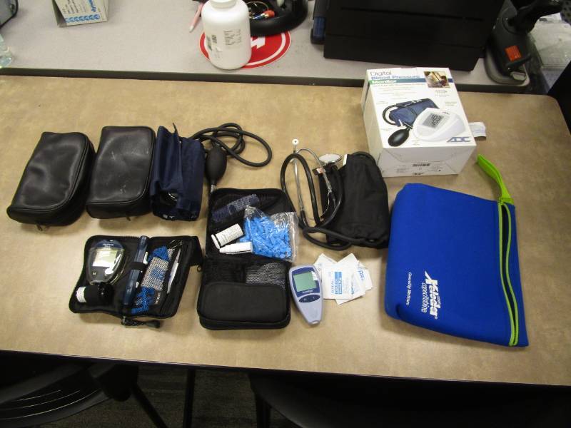 lot 3120 image: Blood Pressure Monitor, Cuffs, Stethoscope