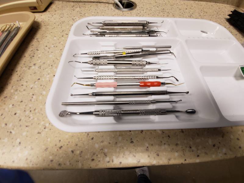 lot 3070 image: Tray of Misc Tools and Supplies - Dental
