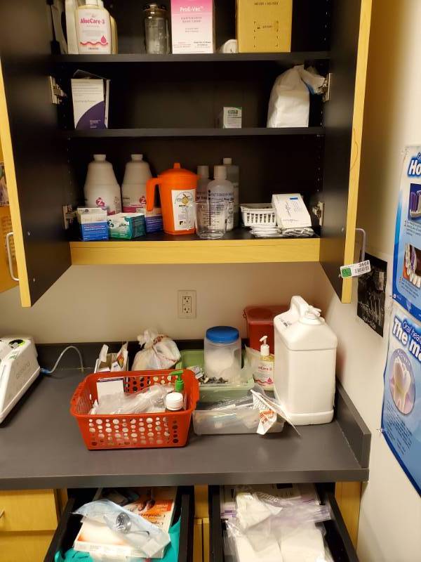 lot 3668 image: Cabinet Full of DentalLab Supplies