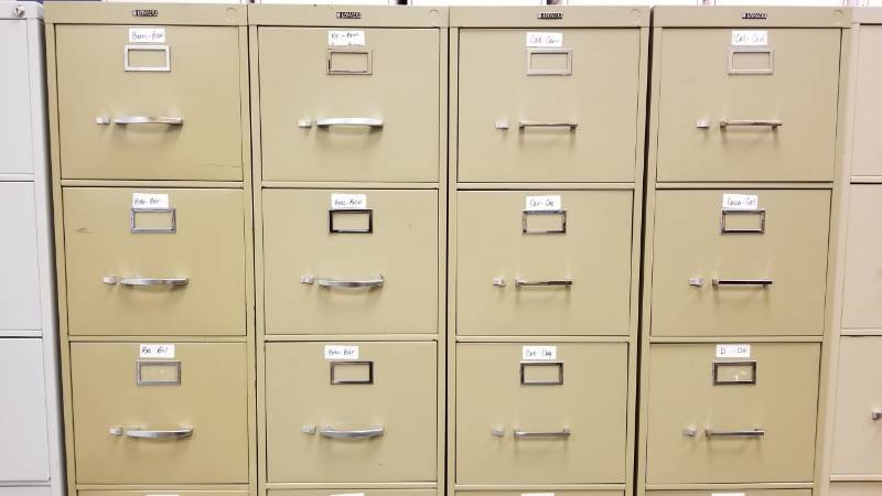 lot 9031 image: Four filing cabinets each has 4 drawers get all 4