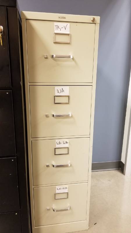 lot 9035 image: HON four drawers