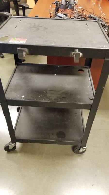 lot 9054 image: Audio video Cart