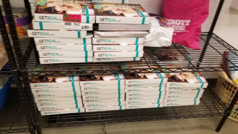 lot 9063 image: Huge Lot of Get Real Kotex Samples