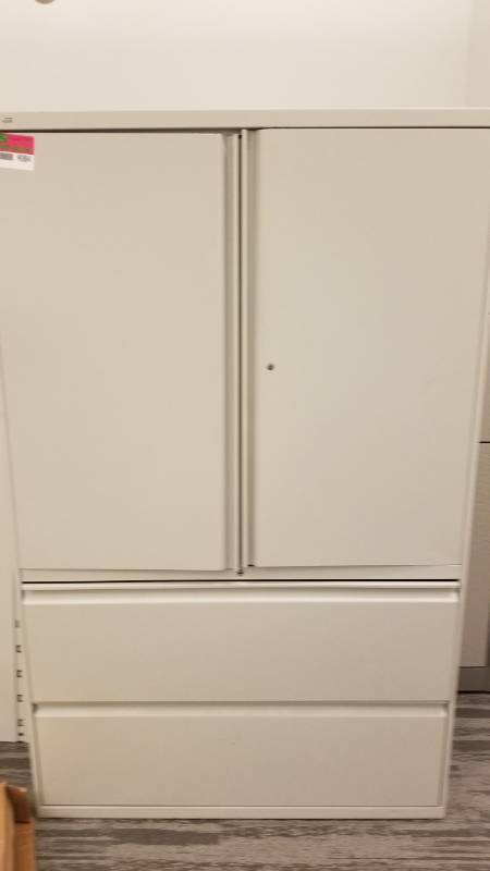 lot 9084 image: HON Two drawer and two door caps