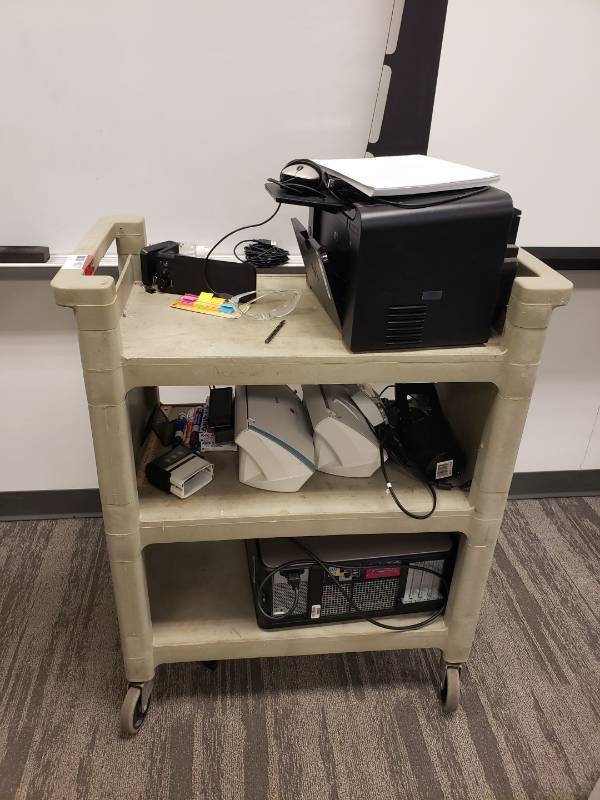 lot 9117 image: cart with contents