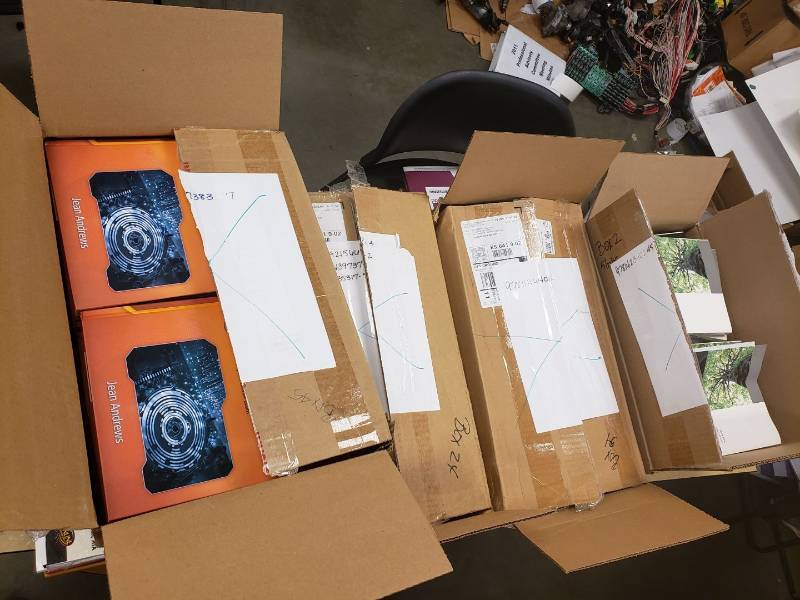 lot 9164 image: Lot of textbooks on table