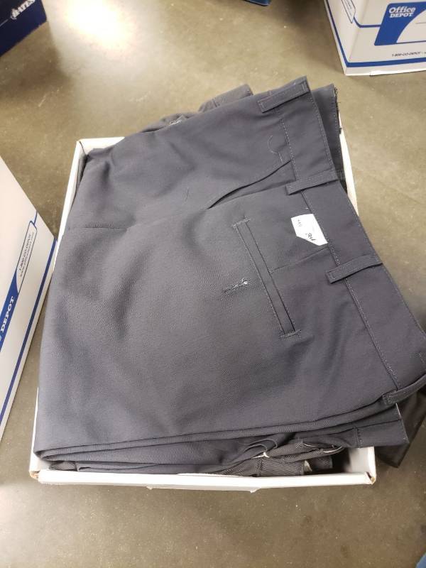 lot 9182 image: (15) work pants